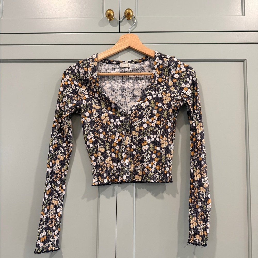 Billabong Black Floral Long Sleeve Blouse